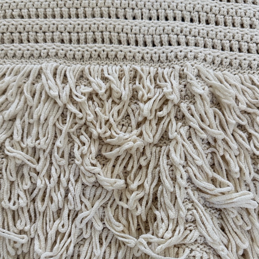 Boutique Cream Crochet Fringe Top Small - Picture 5 of 6